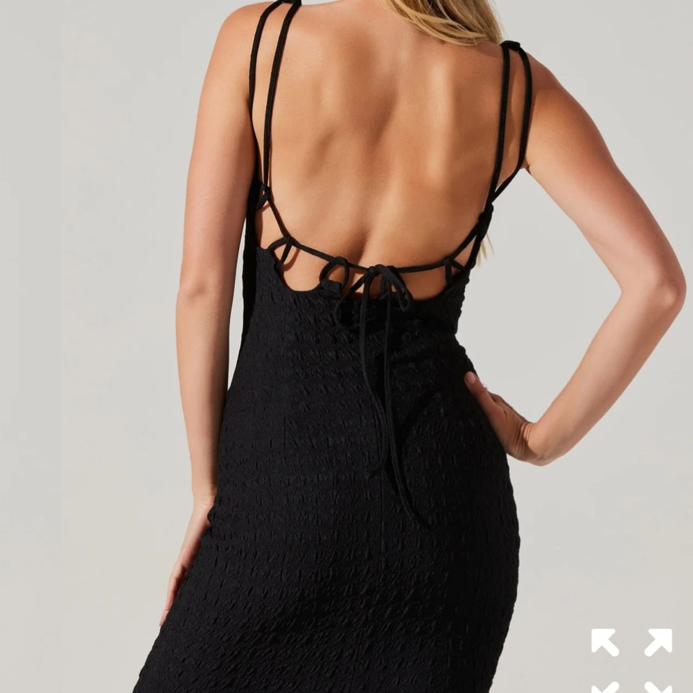 Astr Minelli lace bodycon dress